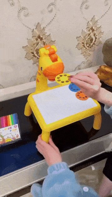 Girafo™ - Masa Proiector pentru Desenat